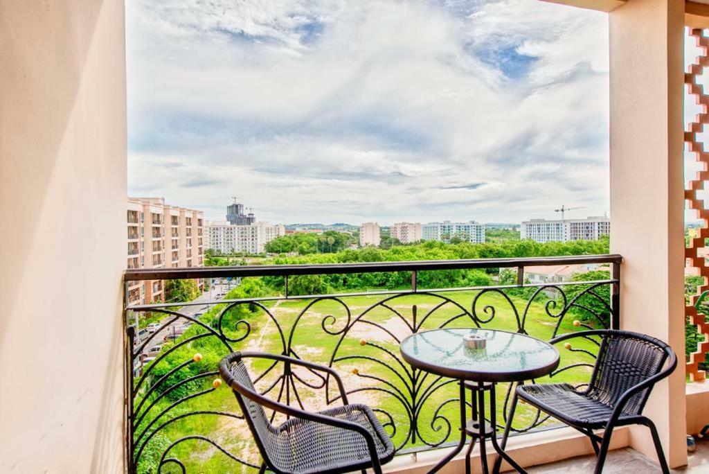 Atlantis Condo Resort Jomtien Kültér fotó